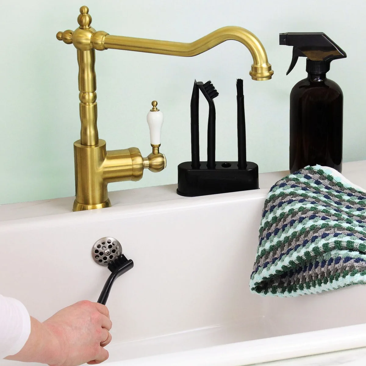 4-piece Cleaning Brush Set - Universal Fit